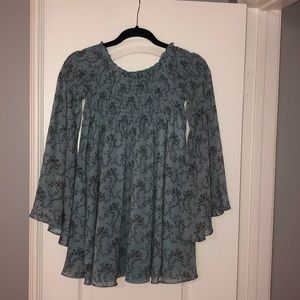 Vici robin ruched bell sleeve babydoll dress